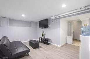 726 14th Ave, Paterson, NJ 07504 - Photo 15