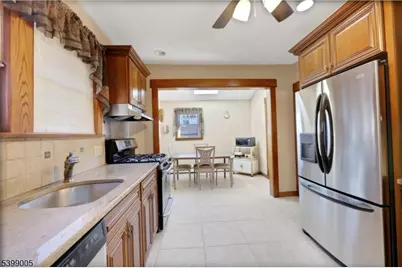 80 Garfield Pl, Totowa, NJ 07512 - Photo 5