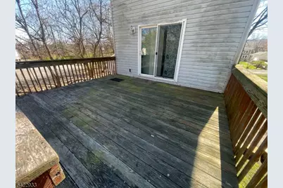 42 Riverlawn Dr, Wayne, NJ 07470 - Photo 5