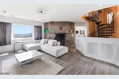 36 Mountainside Park Ter, Montclair, NJ 07043 - Photo 9