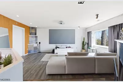 36 Mountainside Park Ter, Montclair, NJ 07043 - Photo 11