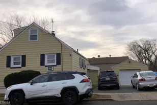 1040 Randolph Ave, Rahway, NJ 07065 - Photo 9