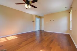 44 Scarlet Oak Dr, Montgomery Township, NJ 08540 - Photo 13