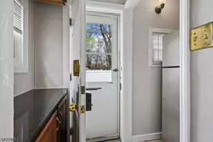 70 9th Ave, East Orange, NJ 07018 - Photo 21