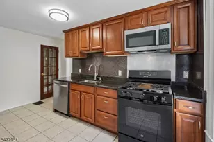 70 9th Ave, East Orange, NJ 07018 - Photo 13