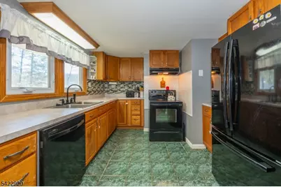 74 Scenic Dr, Vernon, NJ 07419 - Photo 21