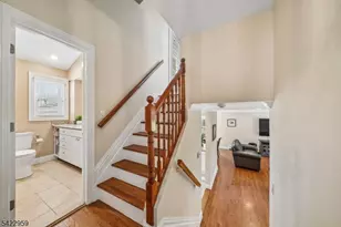 47 Crossbrook Rd, Livingston, NJ 07039 - Photo 41