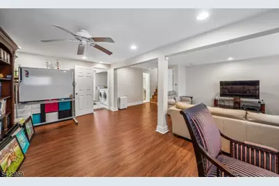 47 Crossbrook Rd, Livingston, NJ 07039 - Photo 23