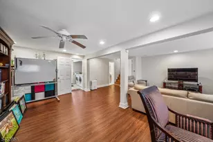 47 Crossbrook Rd, Livingston, NJ 07039 - Photo 23