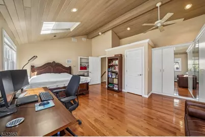 47 Crossbrook Rd, Livingston, NJ 07039 - Photo 17