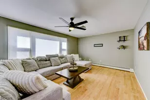 72A Pine St, Bridgewater, NJ 08807 - Photo 5