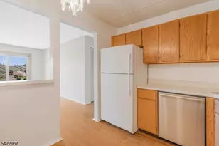 150 Woodward Ln, Bernards Township, NJ 07920 - Photo 7