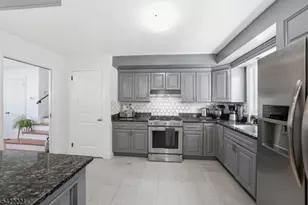 114 Garfield Ave, West Orange Township, NJ 07052 - Photo 9