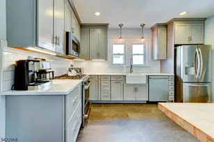 425 Bartine St, Somerville, NJ 08876 - Photo 13