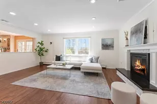 19 Breton Dr, Montville Township, NJ 07058 - Photo 7