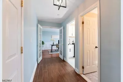 19 Breton Dr, Montville Township, NJ 07058 - Photo 17