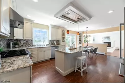 19 Breton Dr, Montville Township, NJ 07058 - Photo 15