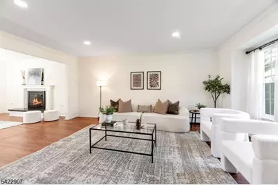 19 Breton Dr, Montville Township, NJ 07058 - Photo 5