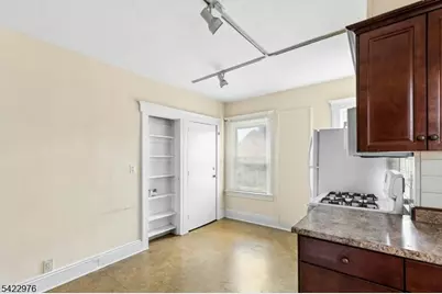 84 W Cherry St, Rahway, NJ 07065 - Photo 9