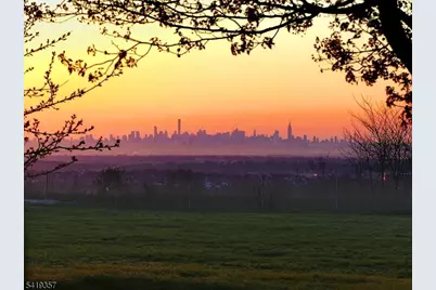 163 Dezenzo Ln, West Orange Township, NJ 07052 - Photo 7