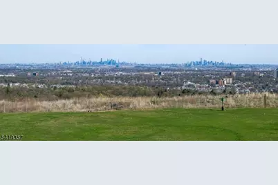 163 Dezenzo Ln, West Orange Township, NJ 07052 - Photo 5