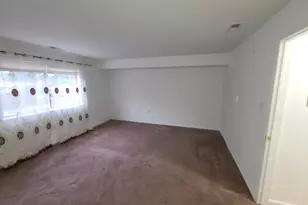 1504 Edison Glen Terrace, Edison, NJ 08837 - Photo 3