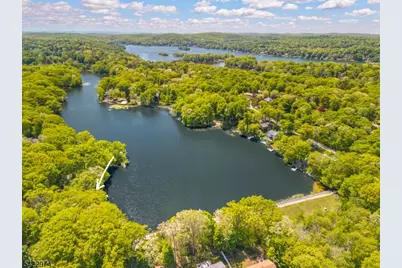 361 E Lakeshore Dr, Vernon, NJ 07422 - Photo 43