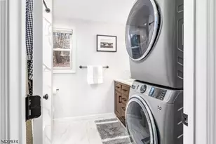 361 E Lakeshore Dr, Vernon, NJ 07422 - Photo 29