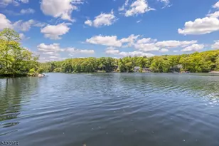 361 E Lakeshore Dr, Vernon, NJ 07422 - Photo 37