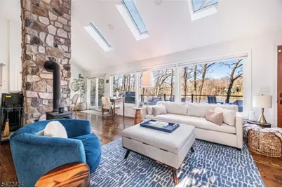 361 E Lakeshore Dr, Vernon, NJ 07422 - Photo 15