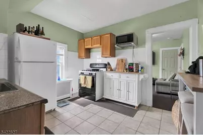 202 Sanford St, East Orange, NJ 07018 - Photo 15