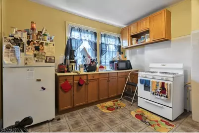 202 Sanford St, East Orange, NJ 07018 - Photo 11