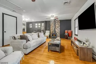 9 River View Dr, Hardwick Township, NJ 07825 - Photo 1