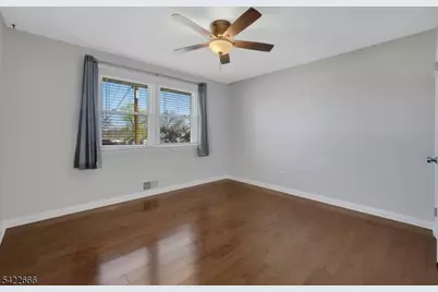 76 Farmingdale Ave, Bloomfield, NJ 07003 - Photo 13