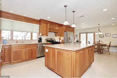 223 Linda Vista Ave, North Haledon, NJ 07508 - Photo 15