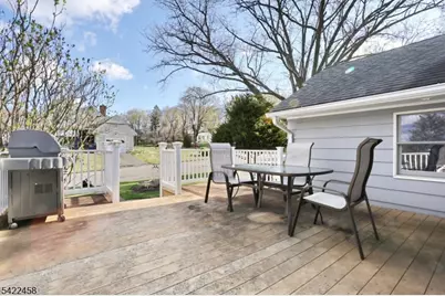 223 Linda Vista Ave, North Haledon, NJ 07508 - Photo 11