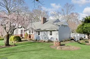 223 Linda Vista Ave, North Haledon, NJ 07508 - Photo 5