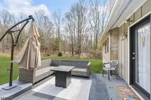 41 Kent Rd, Hampton Township, NJ 07860 - Photo 23