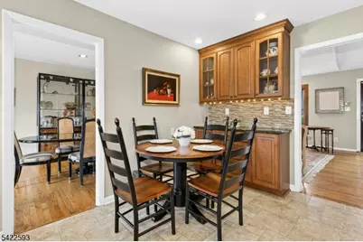 46 Surrey Road, Clark Township, NJ 07066 - Photo 15