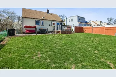 33 Adams St, Woodbridge Township, NJ 08830 - Photo 23