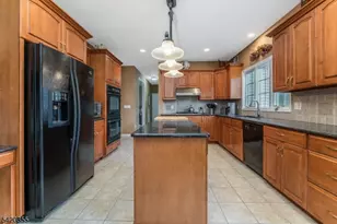 7 General Morgan Ln, Lebanon Township, NJ 08826 - Photo 9