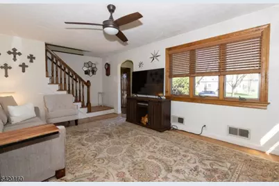 716 Center St, Garwood, NJ 07027 - Photo 13