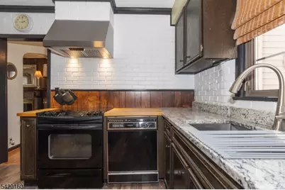 716 Center St, Garwood, NJ 07027 - Photo 9