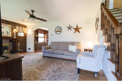 716 Center St, Garwood, NJ 07027 - Photo 3