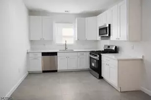 359 S 20th St, Newark, NJ 07103 - Photo 3