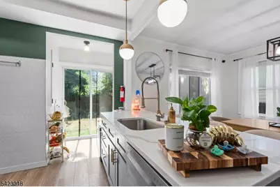 42 Richelieu Pl, Newark, NJ 07106 - Photo 7