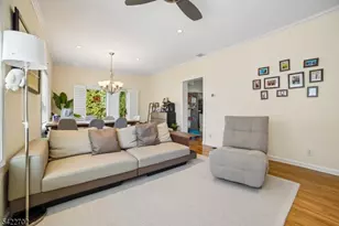 21 Grove St, Summit, NJ 07901 - Photo 5