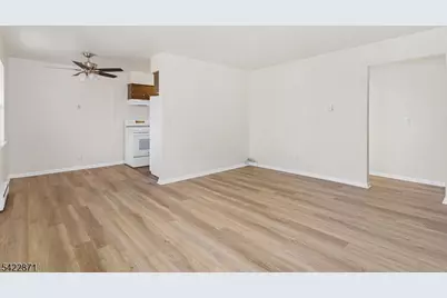 145 Arnot St Apt #4B, Lodi, NJ 07644 - Photo 5