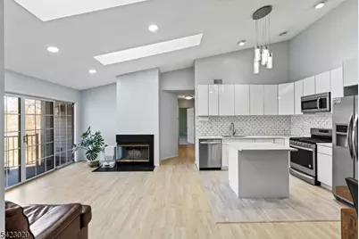 25 Chelsea Ct #25, Franklin Township, NJ 08823 - Photo 1