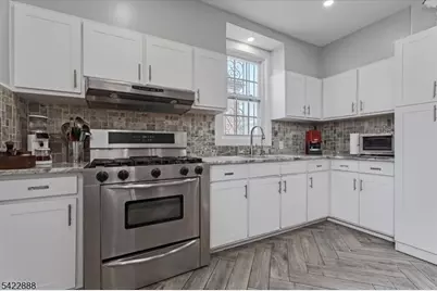 652 54 1st Ave, Elizabeth, NJ 07202 - Photo 9